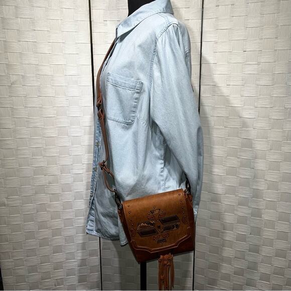 CatchFly Studios Boho Western Crossbody Purse Fringe Braided Tassel Rodeo - Picture 11 of 16